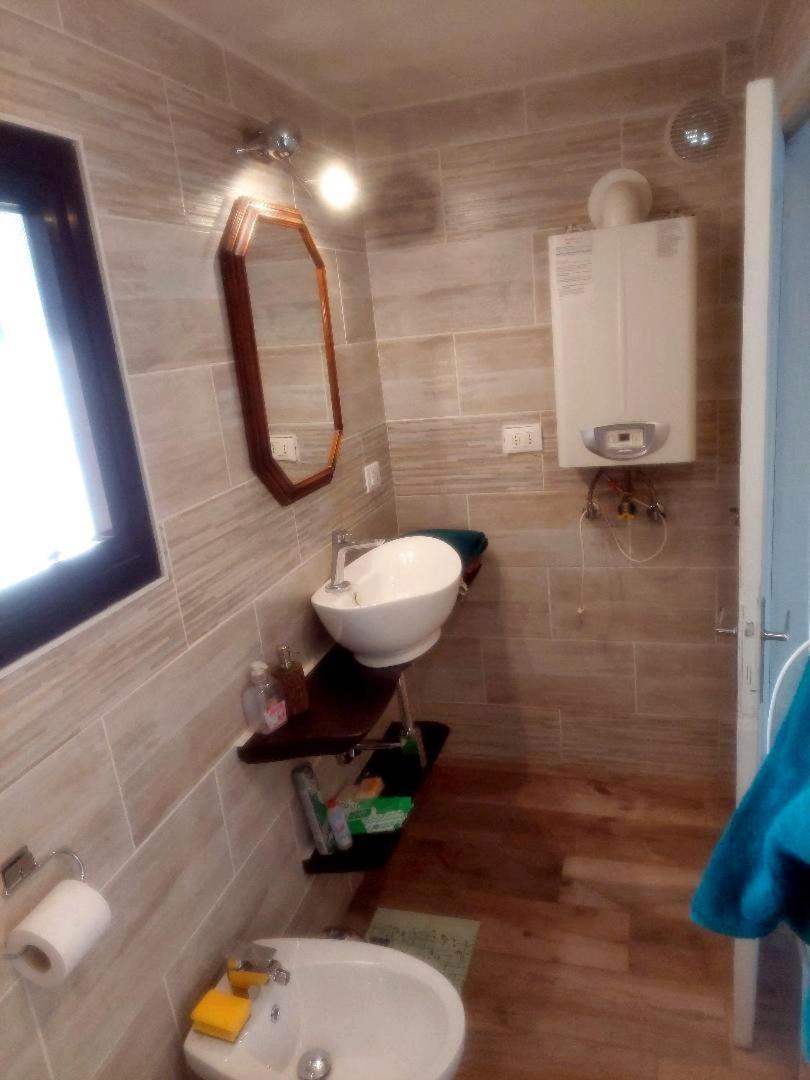 Via Cantonina 1 Di Diana San Valentino  Extérieur photo